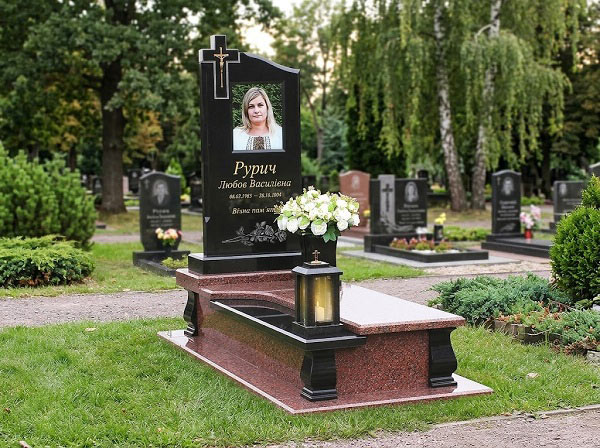 Гранітні пам'ятники м. Коростень